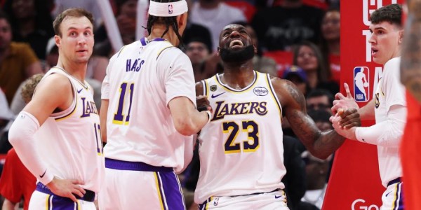詹姆斯10+9阿门23+7 湖人客场惨败火箭总比分3-1
